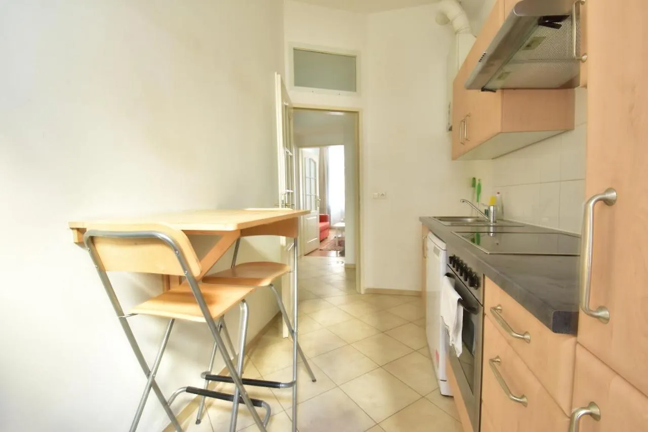 Universum Apartment 3 Vienna